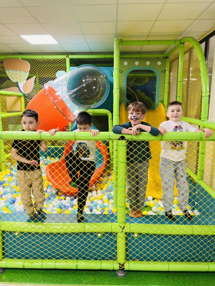 638464534_1604571531678312_6921275710607038499_n